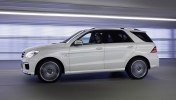   Mercedes Benz ML63 AMG 2012 -  3