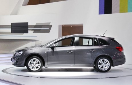 Chevrolet cruze хэтчбек багажник