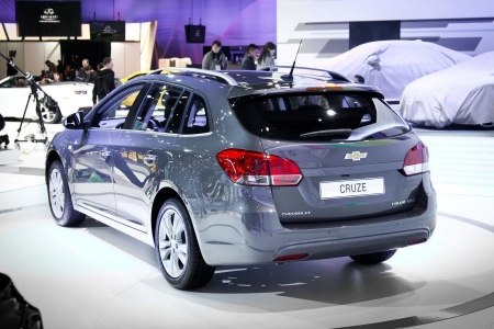 Chevrolet cruze хэтчбек багажник