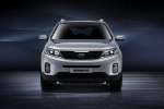 Kia Sorento     -  3