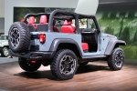 Jeep Wrangler Rubicon:   -  4