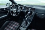   Volkswagen Golf GTI     -  5