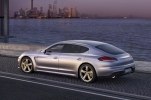   Porsche Panamera   -  3