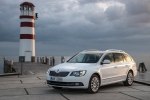  Skoda Superb    -  4