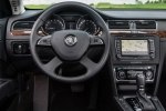  Skoda Superb    -  7