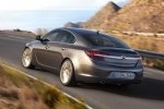   Opel Insignia      -  13