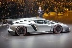     Lamborghini Veneno    -  12