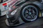Nissan представил для японского чемпионата новый гоночный GT-R - фото 25