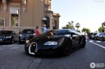     Bugatti Veyron -  4