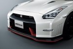 Nissan GT-R    -  14