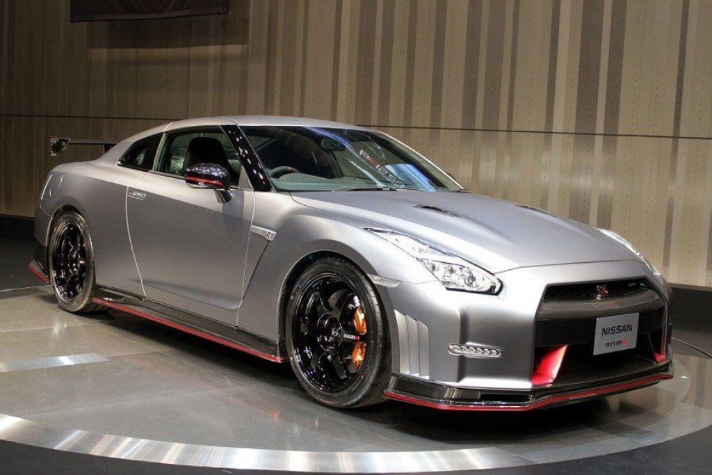 Nissan гоночные модели
