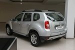  Renault Duster   -  3