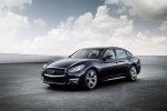 Infiniti    Q70    -  25