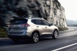 Nissan X-Trail      -  2