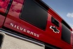  Chevrolet    Silverado -  4
