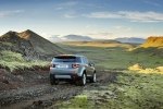 Land Rover Discovery Sport   -  17
