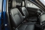 Mitsubishi Outlander Sport   2,4-  -  18