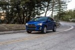 Mitsubishi Outlander Sport   2,4-  -  5