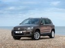 - Volkswagen Tiguan   - -  8