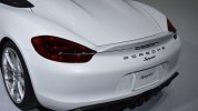   Porsche Boxster Spyder  - -  8
