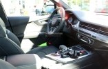   Audi Q7    -  10