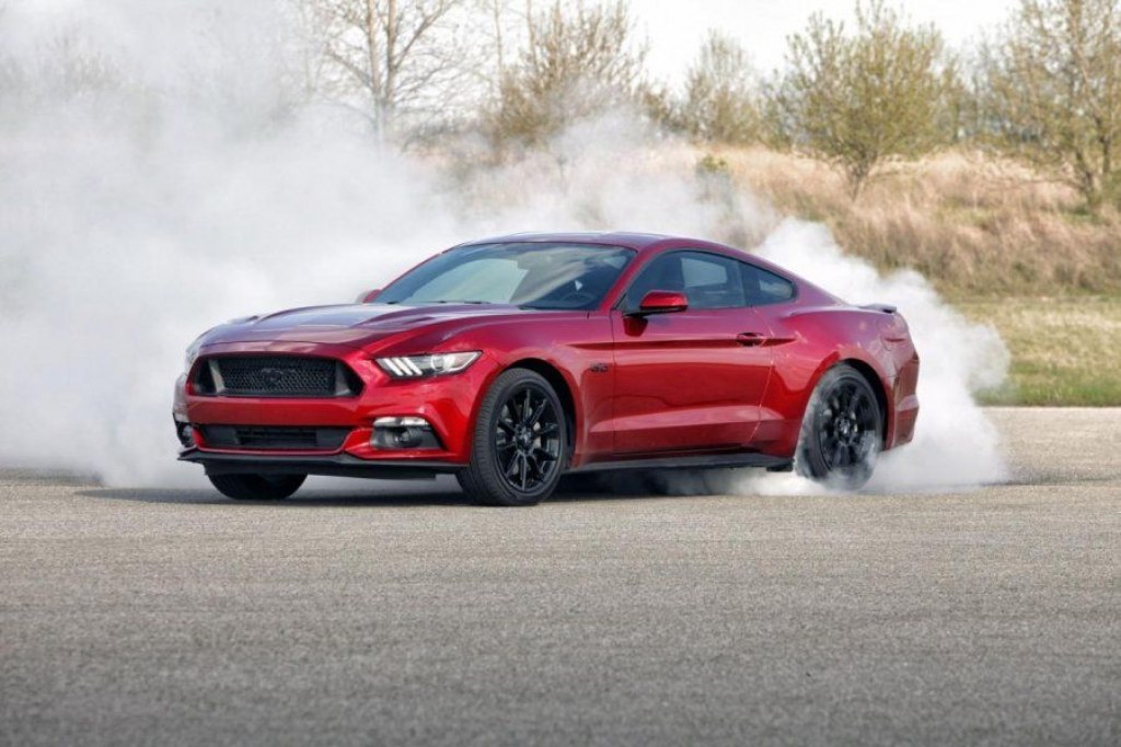 Ford mustang 6 рестайлинг