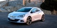 Opel Astra J GTC 2011