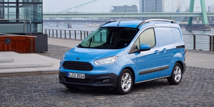 Ford Transit Courier 2013