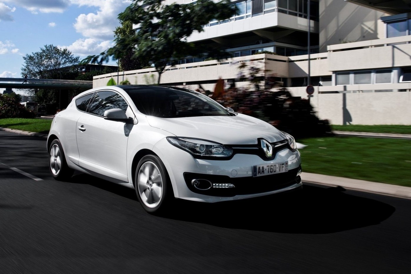 Renault Megane Coupe цены, отзывы, характеристики Megane