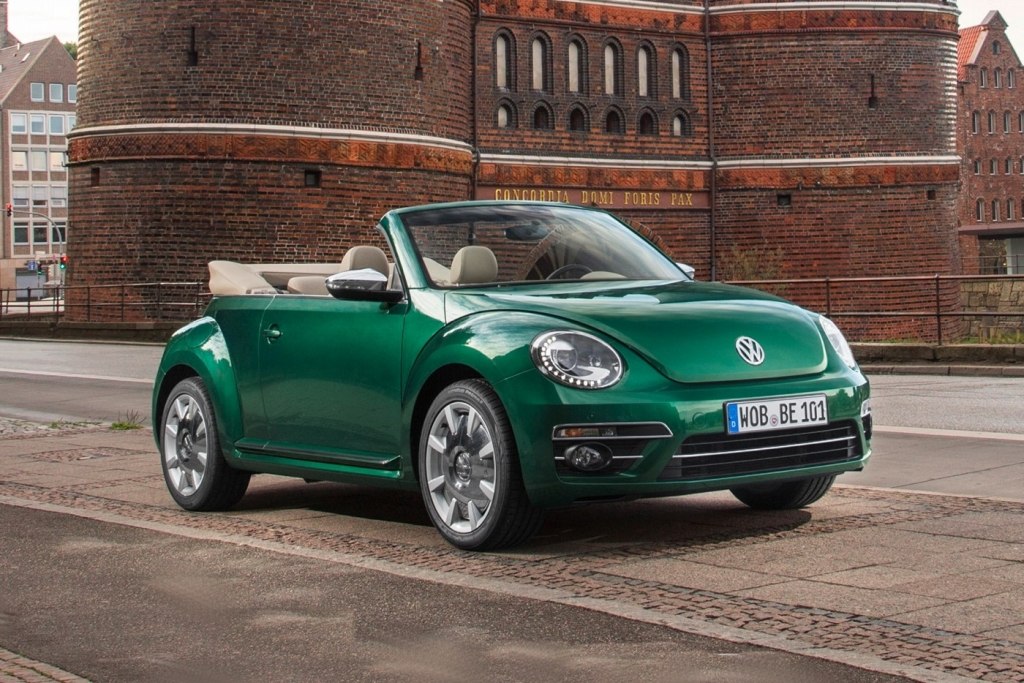 Volkswagen beetle 2016