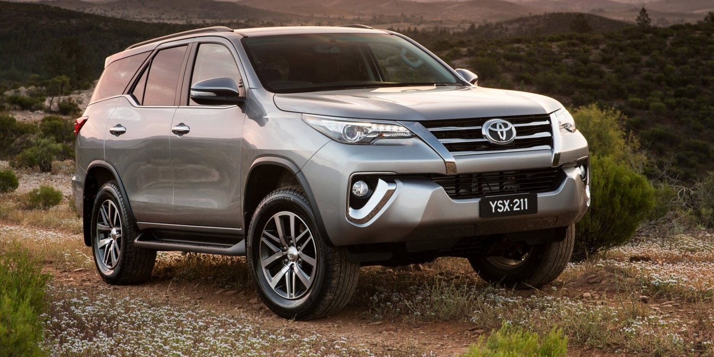 Toyota fortuner в красноярске