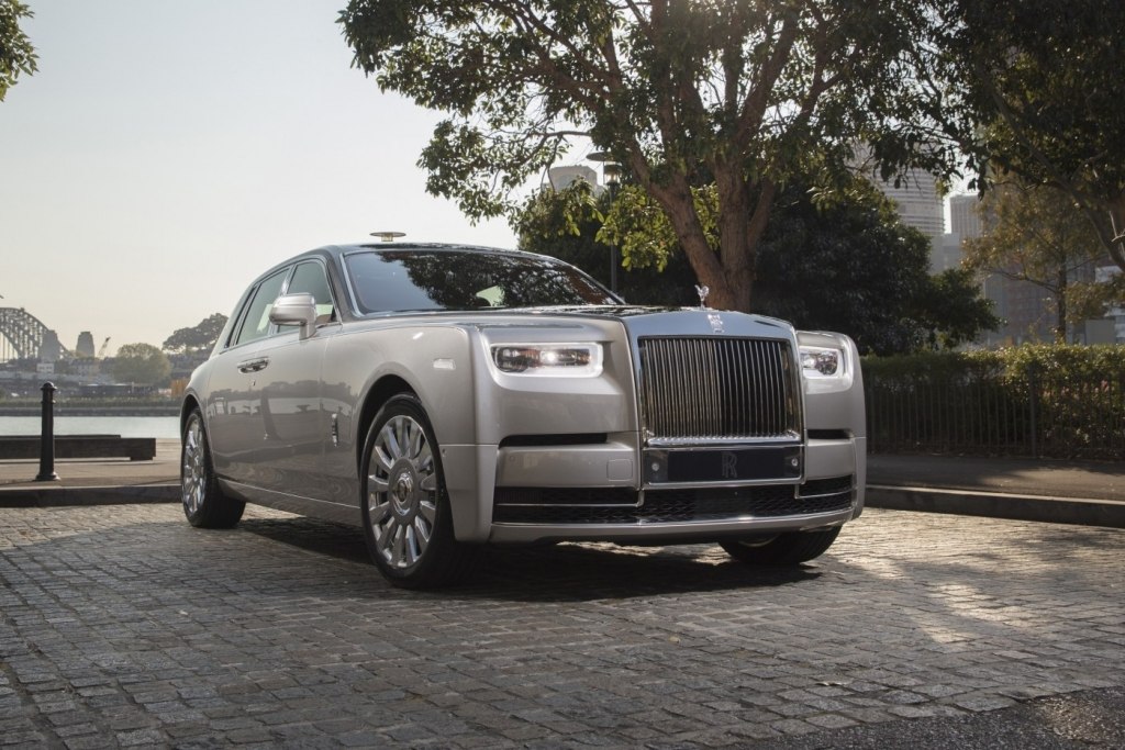 Новый rolls royce phantom фото