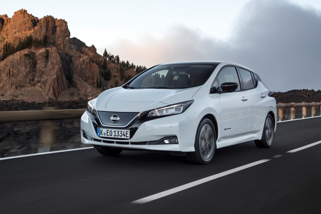 Nissan leaf объем багажника