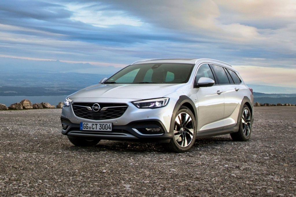 Opel insignia country