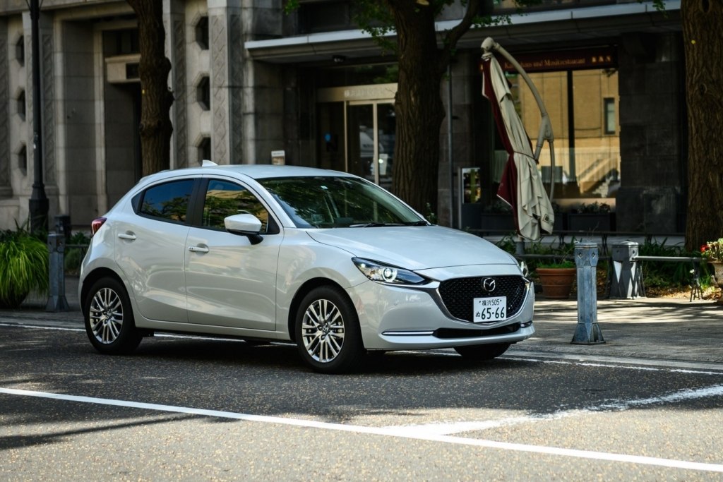 Mazda 2 в 1