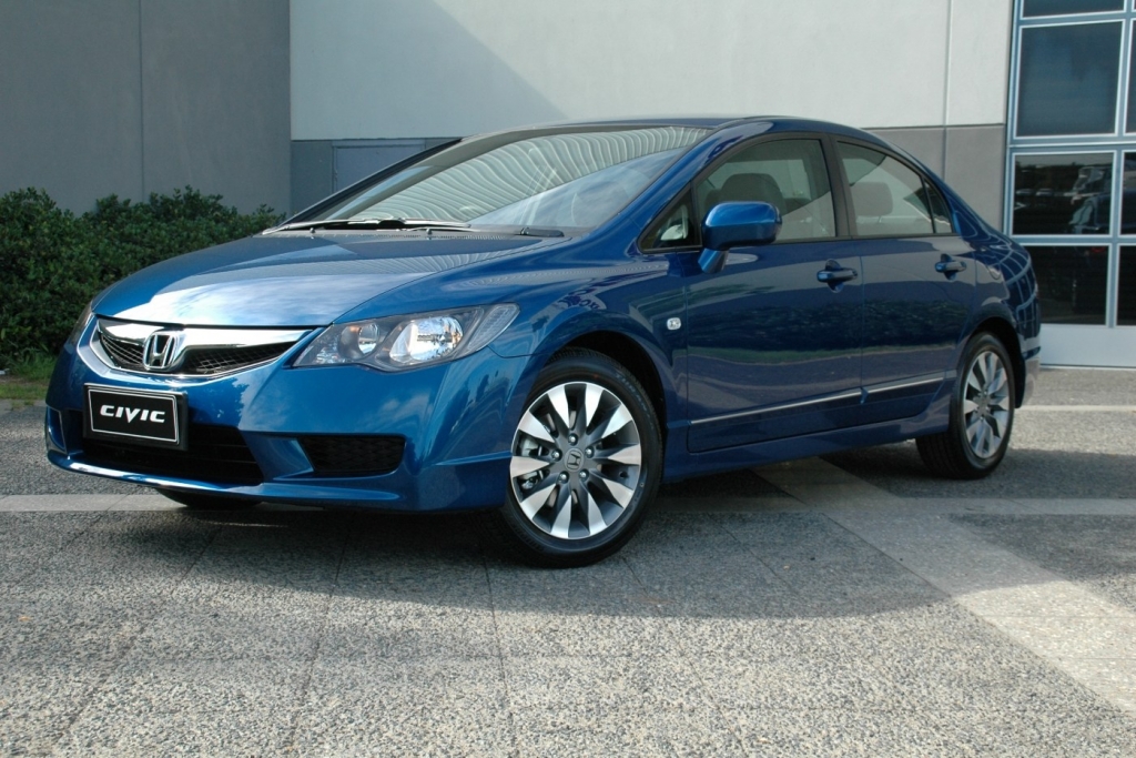 Honda civic 4d фото