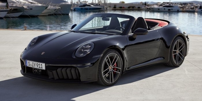 Porsche 911 Carrera Cabriolet (992) 2024