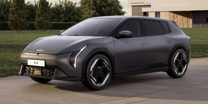 KIA EV4 2025