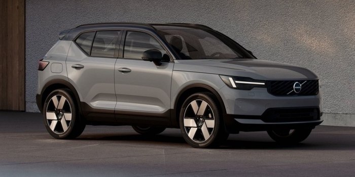 Volvo XC40 2026