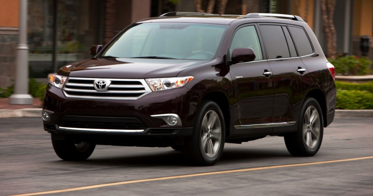 Toyota Highlander 2010. Кроссовер Тойота хайлендер. Toyota Highlander 2011. Тойота хайлендер 3.