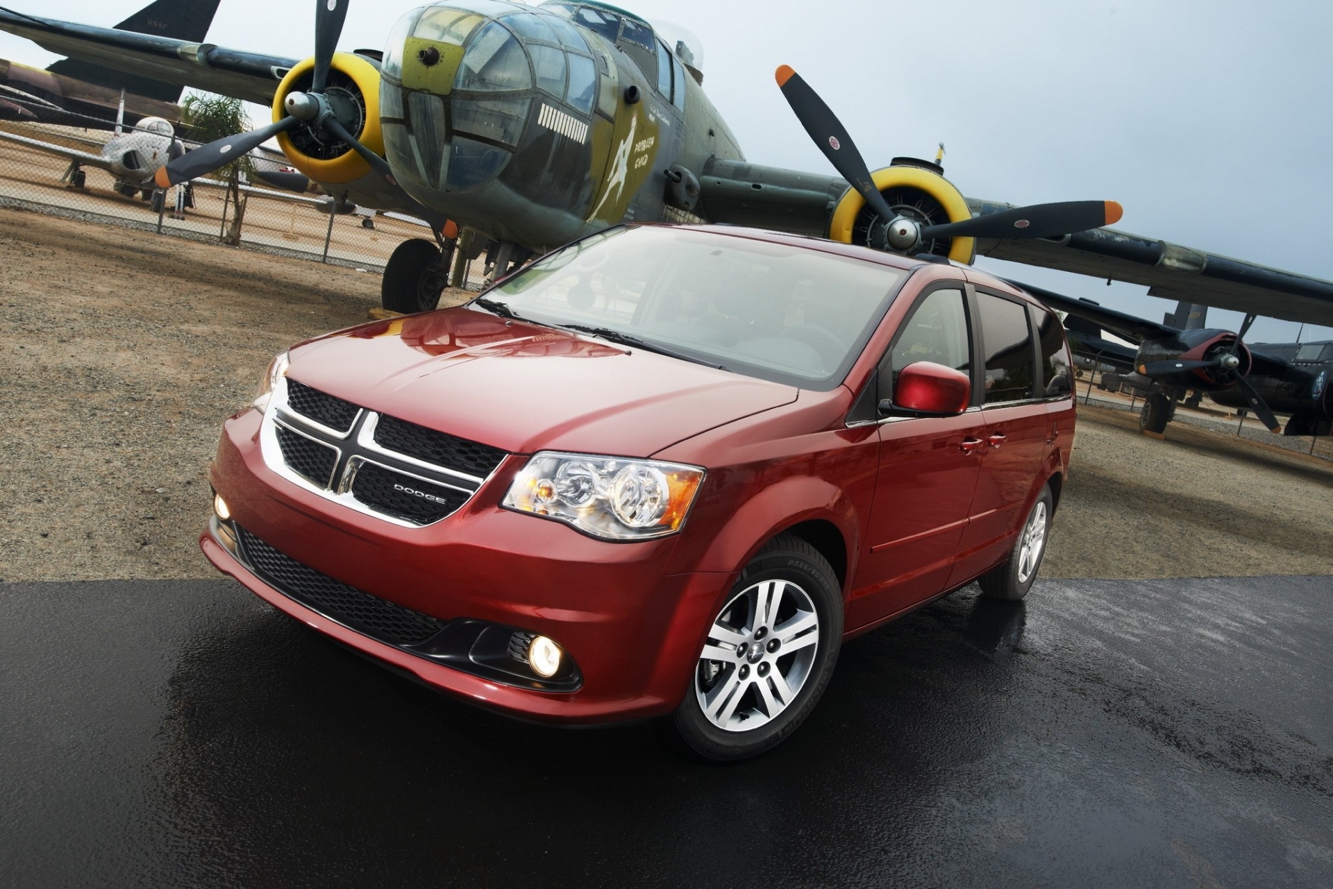 Dodge Grand Caravan - цены, отзывы, характеристики Grand Caravan от Dodge