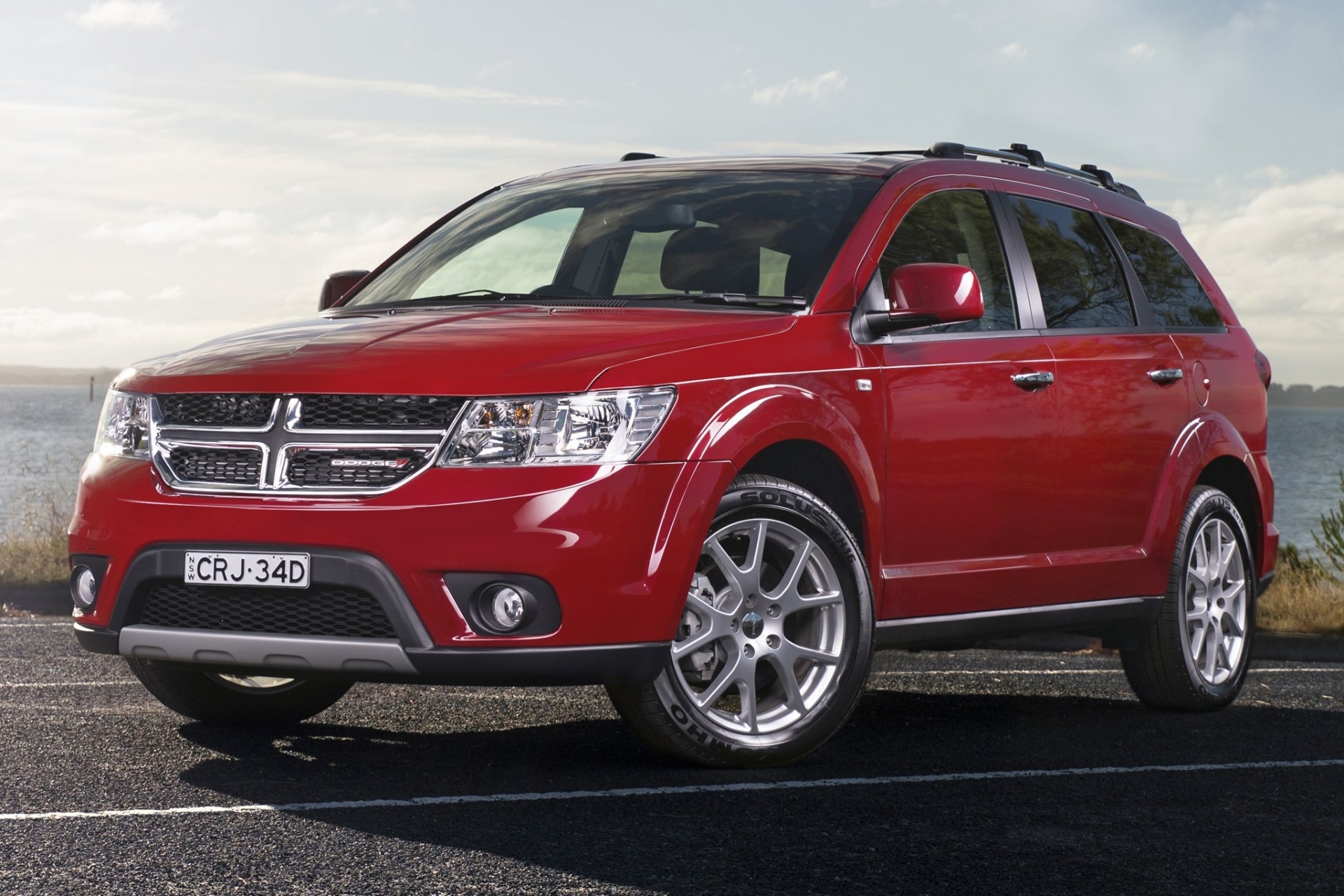 Dodge Journey - цены, отзывы, характеристики Journey от Dodge