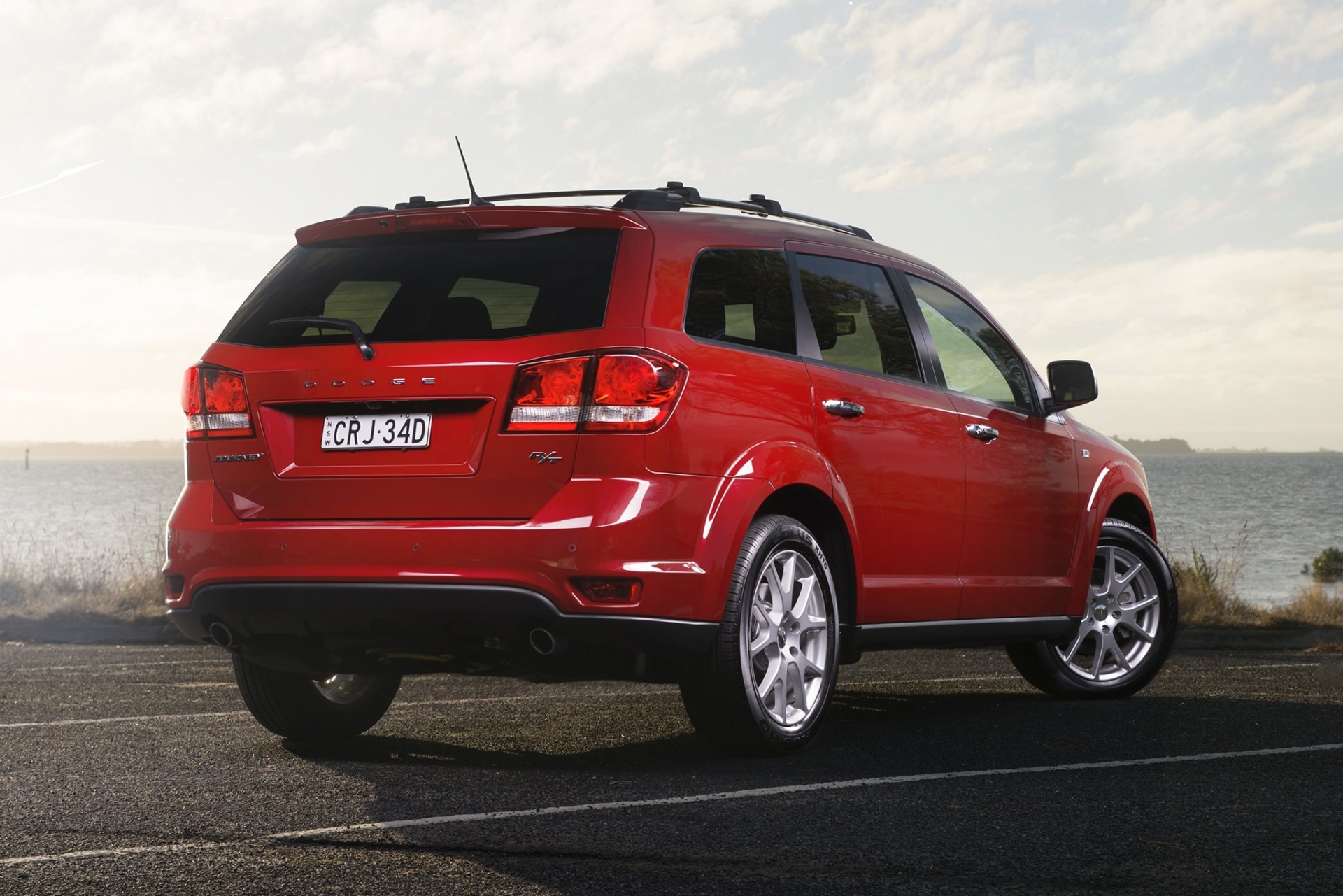 Dodge Journey - цены, отзывы, характеристики Journey от Dodge