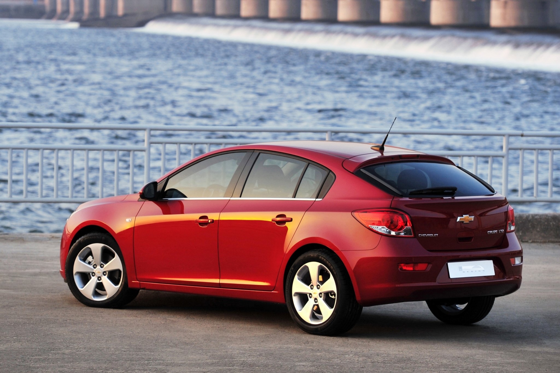 Продажа Chevrolet Cruze хэтчбек