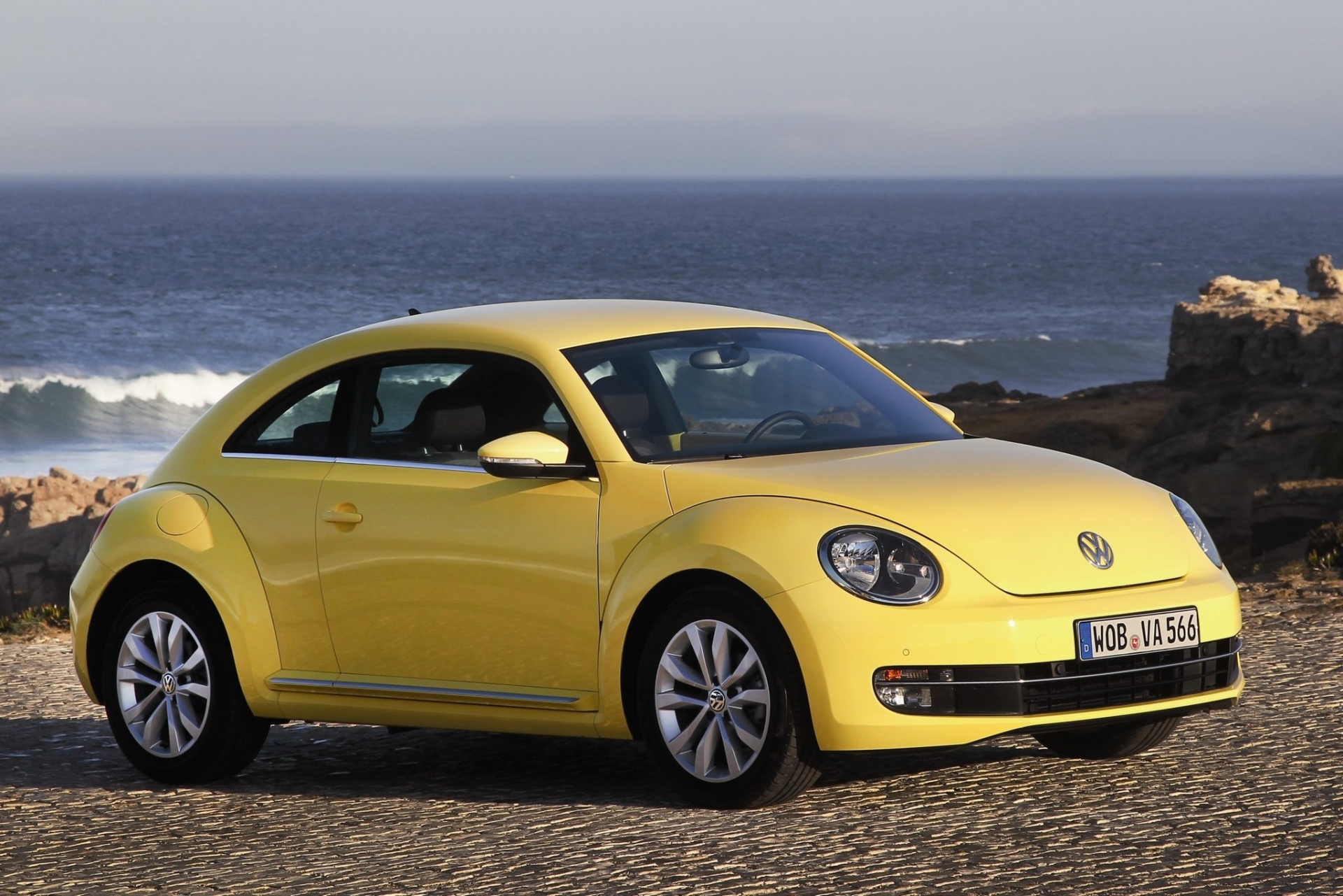 Volkswagen Beetle - цены, отзывы, характеристики Beetle от Volkswagen