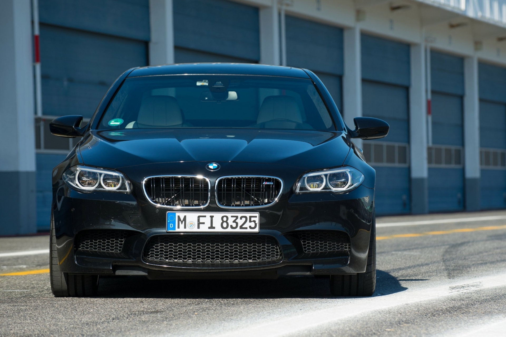 BMW M5 Sedan (F10) - цены, отзывы, характеристики M5 Sedan (F10) от BMW