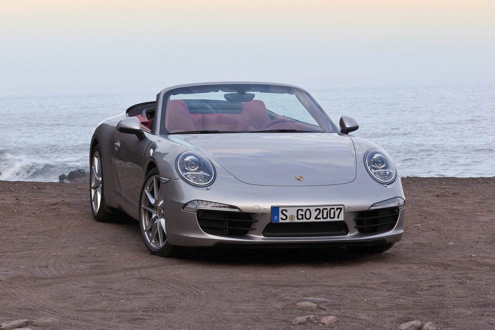 Аренда Porsche 911 Carrera 4s Cabrio в Барселоне