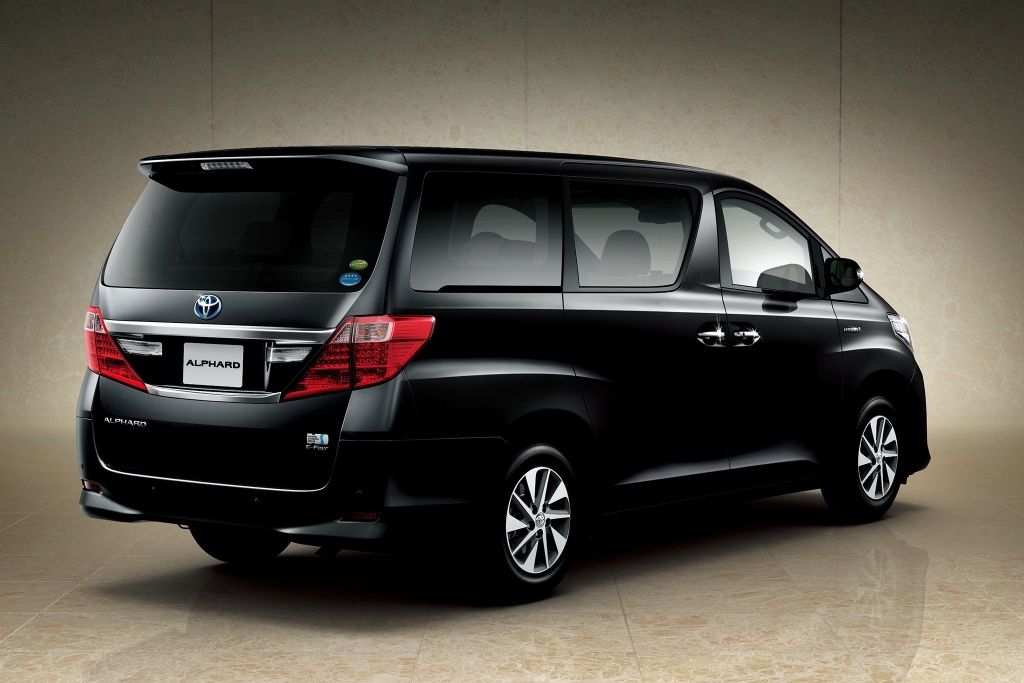 Toyota Alphard Executive Lounge