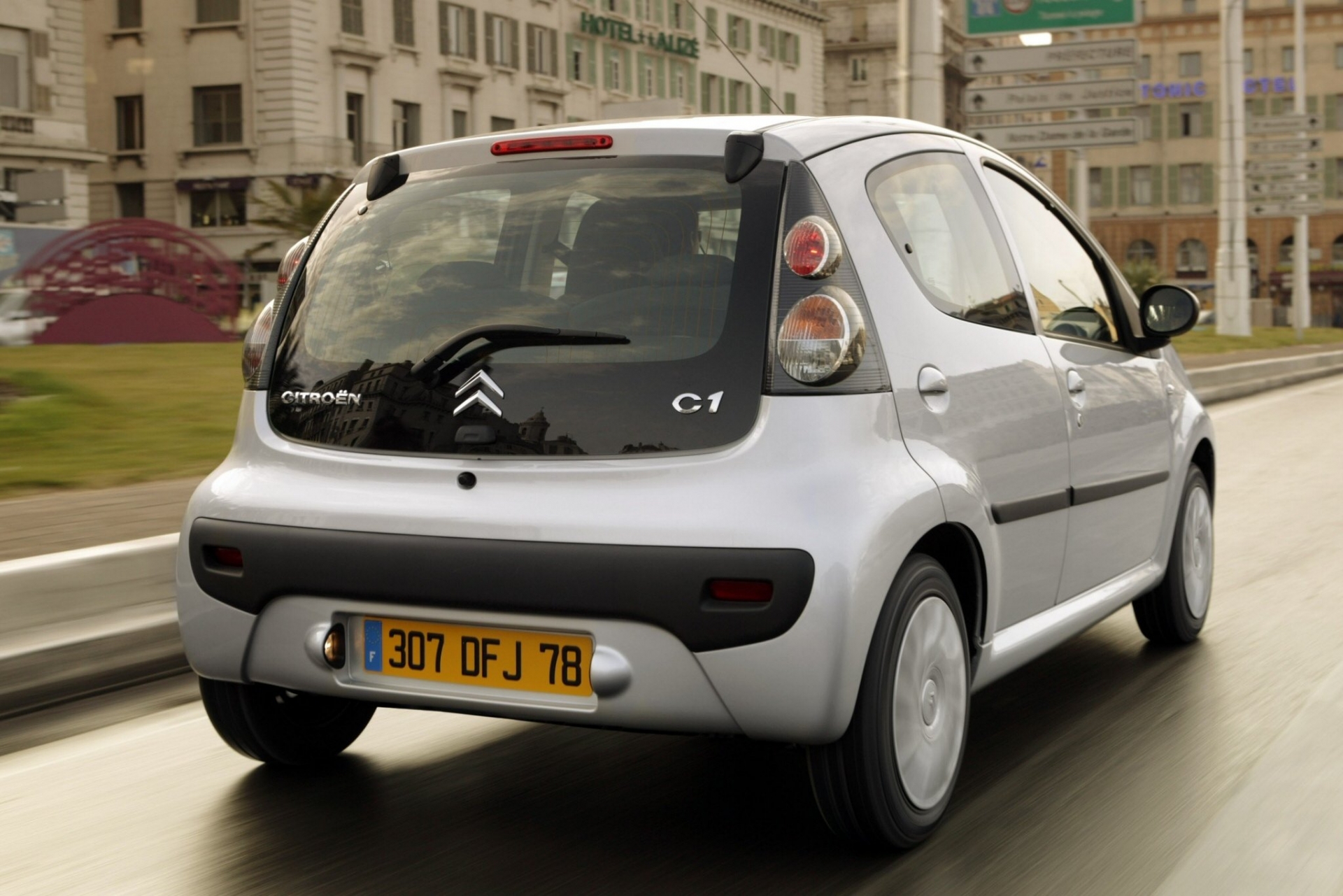 Citroen C1 3-х дверный - цены, отзывы, характеристики C1 3-х дверный от  Citroen