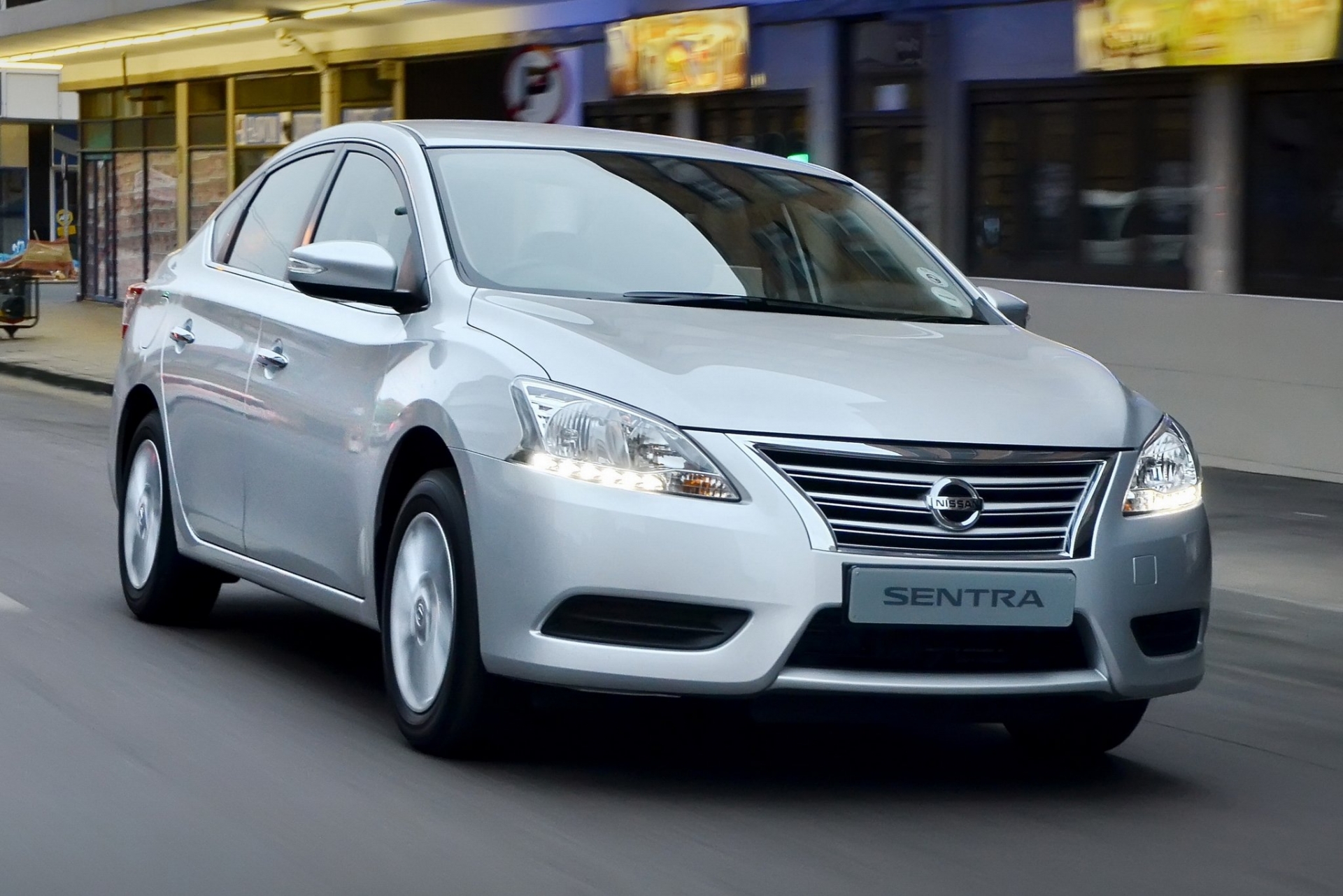 Nissan Sentra - цены, отзывы, характеристики Sentra от Nissan